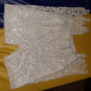 New muse lace pants size m/l